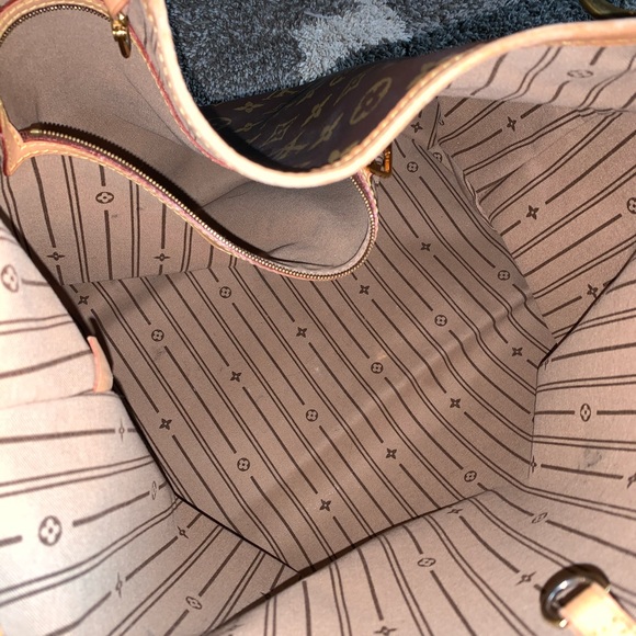 Auth LV Delightful MM - Picture 3 of 8